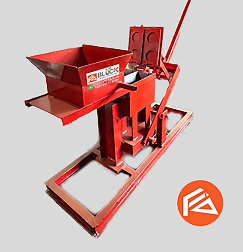 Machine à Briques Manuelle LIA BLOCK 9 Standard - 700 briques / Jour
